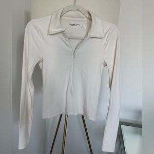 A&F soft rib quarter zip top in cream